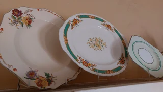 Decorative wall plates art vintage antique ceramics