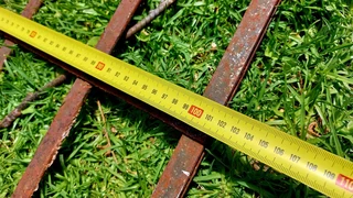 Rustic rustica rusted metal gate decor