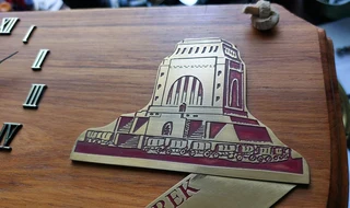 Wall clock vintage antique Groot Trek Voortrrekker Monument Great Trek kiaat limited edition decor