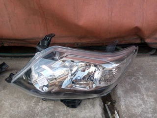 Non Xenon Headlights For Toyota Hilux D4D For Sale 0718191733 WhatsApp Kato Auto Spare