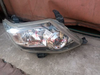 Non Xenon Headlights For Toyota Hilux D4D For Sale 0718191733 WhatsApp Kato Auto Spare