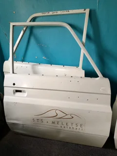 LH &amp; RH Side Toyota Land Cruiser Bakkie 79 Series Doors For Sale 0718191733 WhatsApp Kato Auto