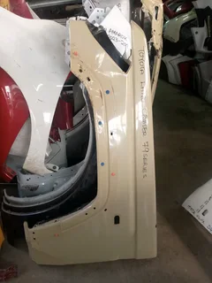 Left Fender Toyota Land Cruiser 79 Series For Sale 0718191733 WhatsAp Kato Auto Spare