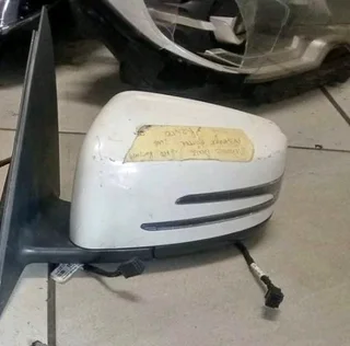 0718191733 WhatsAp C280 Mercedes Benz W204 Side Rare View Mirror C200 For Sale