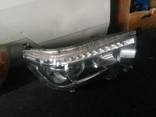 0718191733 WhatsApp R/H Side Toyota Hilux LED Head Light For Sale
