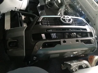 Toyota Legend Bumper 0718191733 WhatsApp Kato Auto Spare