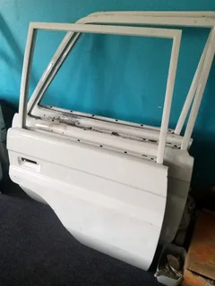 Toyota Land Cruiser D/CAB 79 Series R/H Rare Back Door For Sale 0718191733 WhatsAp Kato Auto Spare