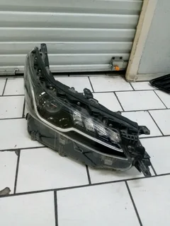 Toyota Fortuner BI BEAM LED Head Light For Sale 0718191733 WhatsApp Kato Auto Part's