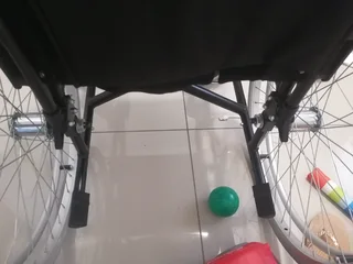 Like-New Foldable Wheelchair