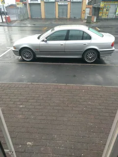 BMW 528i E39