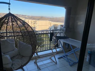 Urgent: Stunning Fairly Spacious 2 Bed 2 Bath Available Immediately.