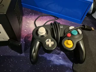 Nintendo Gamecube (Pre-owned)