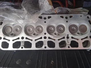 Toyota 2.2 4y cylinder head