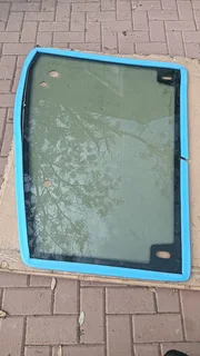 Volvo TLB door window