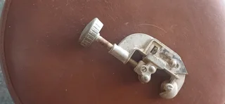 Very old pipe cutter