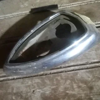 Hudson tail light holder