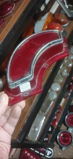 Pontiac Catalina, tail light lens