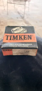 John Deere 8225, roller bearing