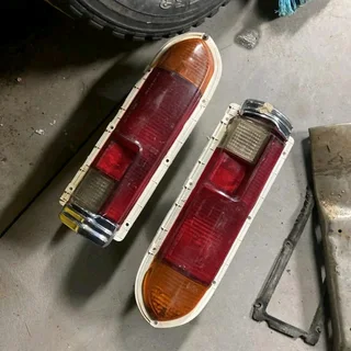 Corona tail light
