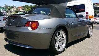 2004 BMW Z4 2.5i Convertible Automatic