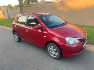2014 TOYOTA ETIOS HATCHBACK 1.5XI FOR SALE, SPARE KEY AND SERVICE BOOK.