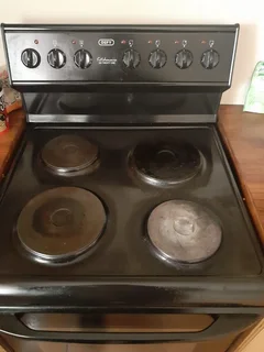 Further price reduce Defy Kitchenaire 621