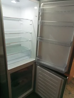 Price reduced Defy fridge R3800