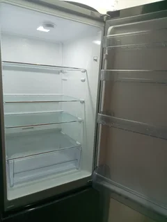 Price reduced Defy fridge R3800