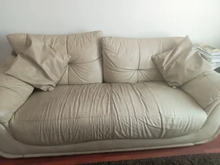 Price reduce 2 x2-seater couches