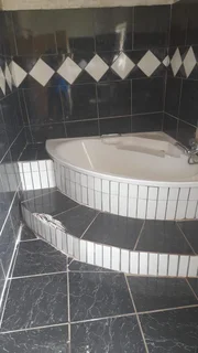 En Suite Bedroom in Flora Park, Polokwane