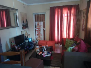 Cottage to rent: Witpoortjie - Roodepoort R4,100 pm