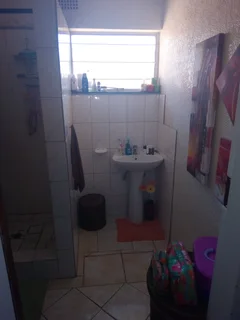 Cottage to rent: Witpoortjie - Roodepoort R4,100 pm