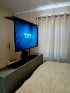 DStv installer Chatsworth