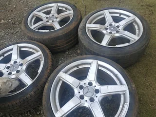 Mercedes 18 inch AMG Reps Mag Wheels
