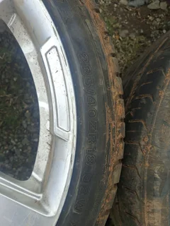 Mercedes 18 inch AMG Reps Mag Wheels