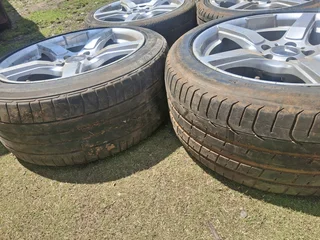 Mercedes 18 inch AMG Reps Mag Wheels