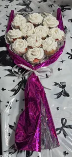 Birthday cakes, weddings, party treats