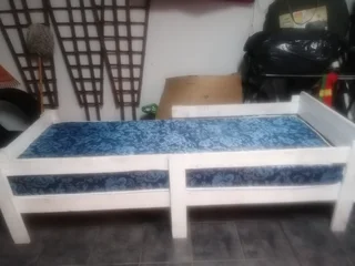 Toddler Bed With Side Table