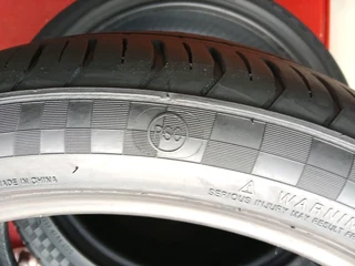 2x 225/45/19 run flat Rader Tyres very good second hands