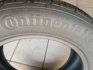 2x 205/55/16 normal continentals Tyres very good second hands Tyres