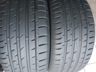 2x 255/55/18 normal continentals Tyres very good second hands Tyres