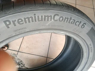2x 245/45/19 normal continentals premiumcontact6