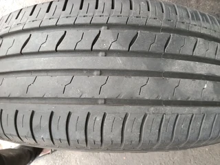 1x 235/60/18 very good second hand tyre 85% tread