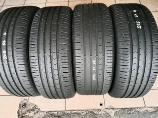 4x 205/55/16 normal continentals Tyres 85% thread