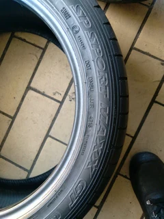 2x 245/45/18 normal dunlops Tyres 85%tread excellent condition
