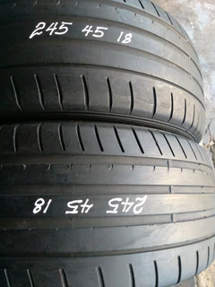 2x 245/45/18 normal dunlops Tyres 85%tread excellent condition