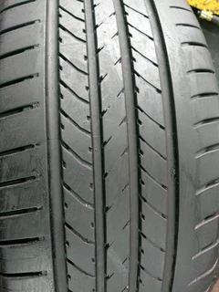 2x 205/50/17 normal Goodyear Tyres 89%thread excellent conditions