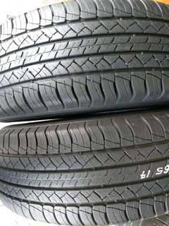 2x 225/65/17 for SUV CARS Michelins Tyres 85%tread excellent conditions
