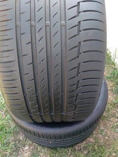 2x 315/30/22 continentals Tyres premium contact6 90%thread excellent conditions