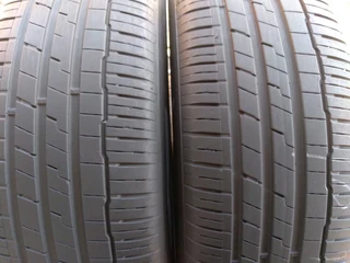 2x 225/60/18 normal SUV hankook Tyres 85%tread excellent conditions
